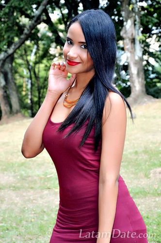 Profile Of Daniela 29 Years Old From Cali Colombia Meet Latino